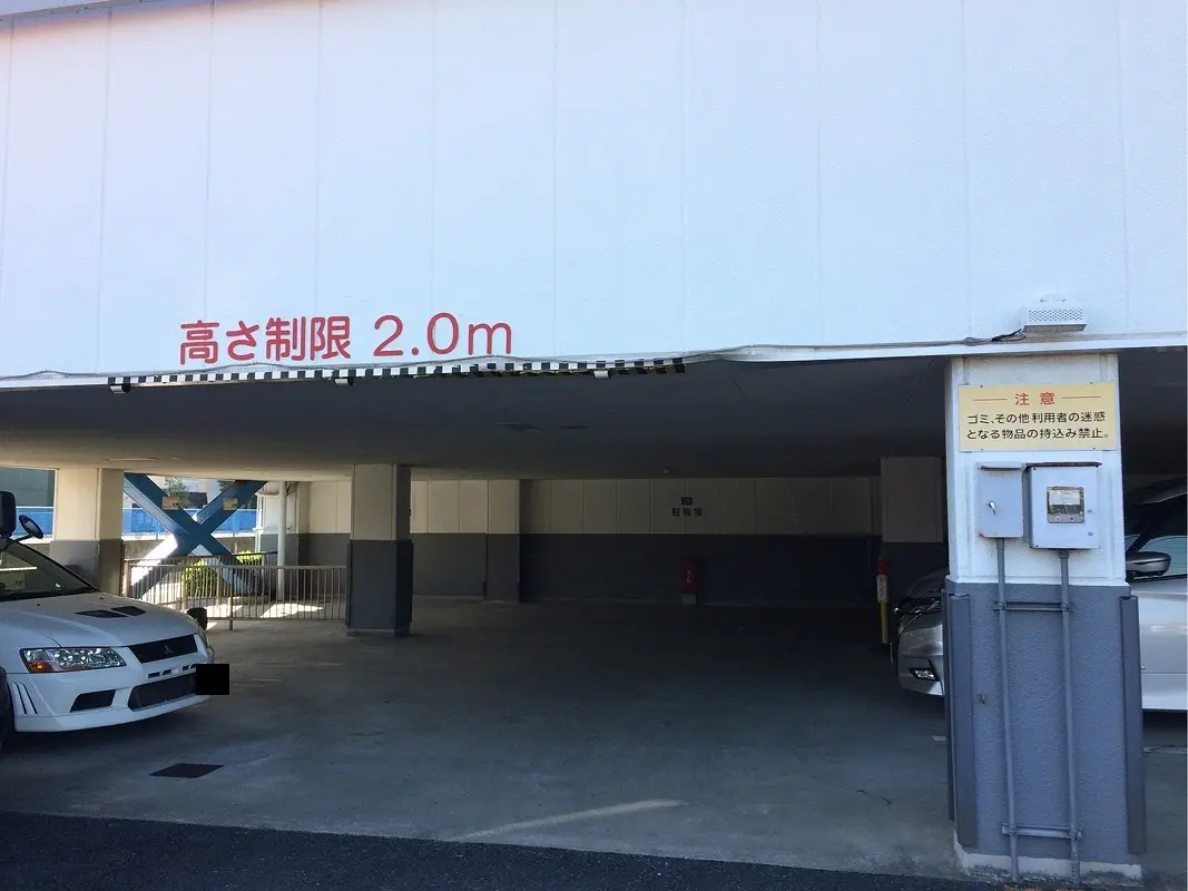 足立区栗原４丁目　月極駐車場